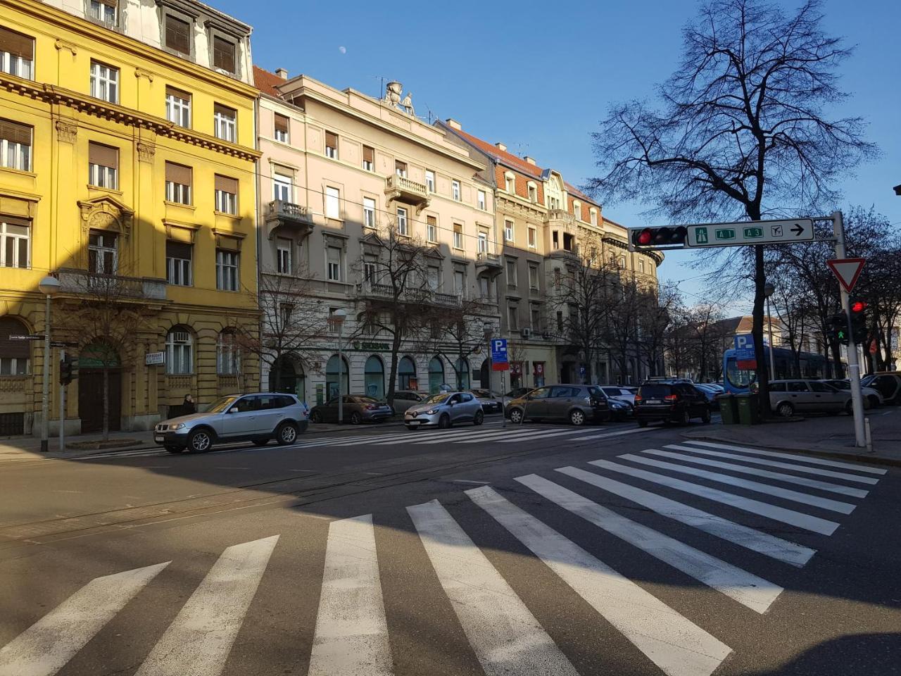Palace By Zgrent * Zagreb